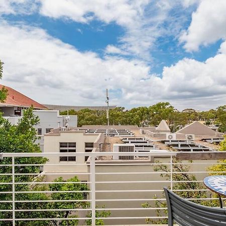 Green Point Living With Stadium View Cape Town Bagian luar foto